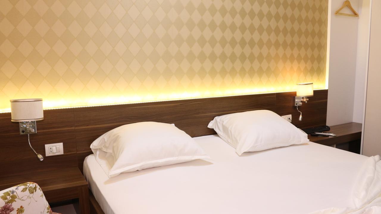 Hotel Admiral Prizren Exterior photo