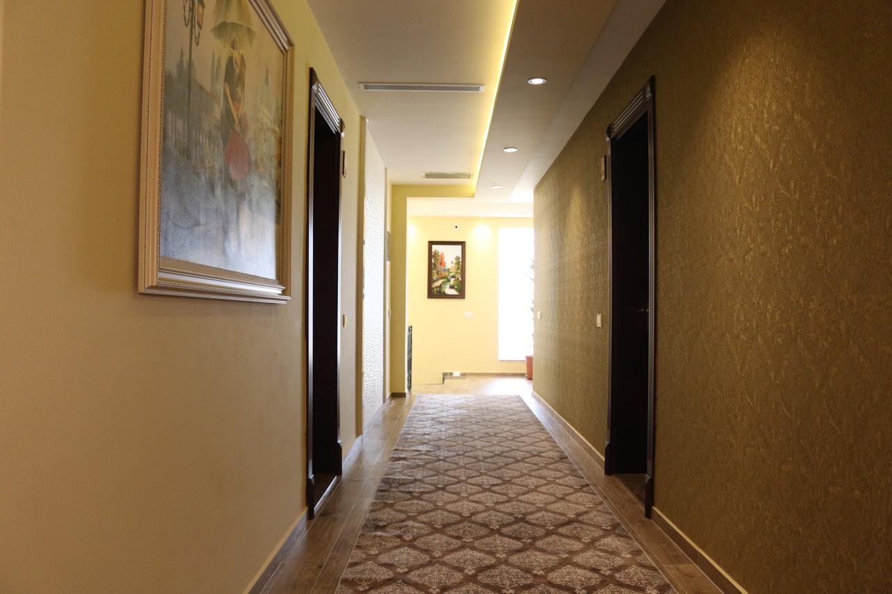 Hotel Admiral Prizren Exterior photo