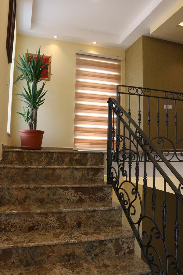 Hotel Admiral Prizren Exterior photo